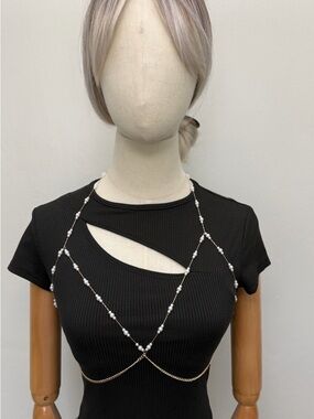 Pearl Body Chain Gold Beaded Body Jewelry Y2K Layered Chest Chain Adjustable